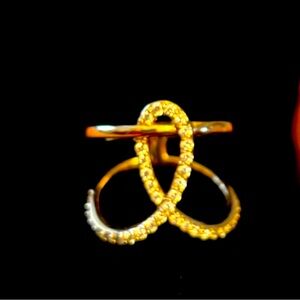 Beautiful 14k and diamond ring